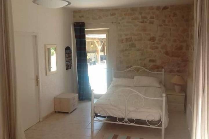 Gîte pour 6 personnes, avec jardin à Saint-Rabier - 3