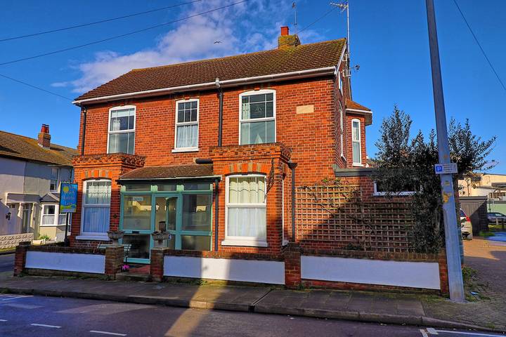 Apartment for 7 people in Essex