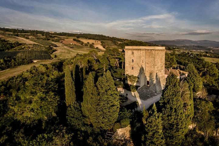 Ferienhaus für 13 Personen, mit Terrasse und Garten sowie Sauna in Todi