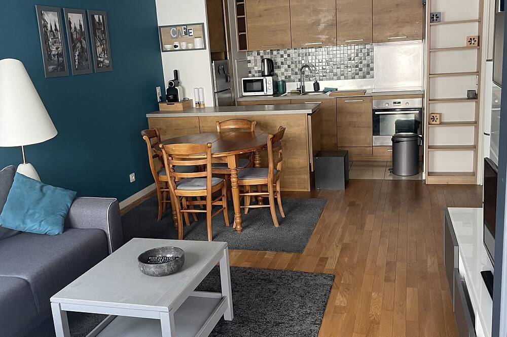 Entire apartment, Appartement Bien Équipé Spacieux Près de Paris in Ivry-sur-Seine, Val-de-Marne