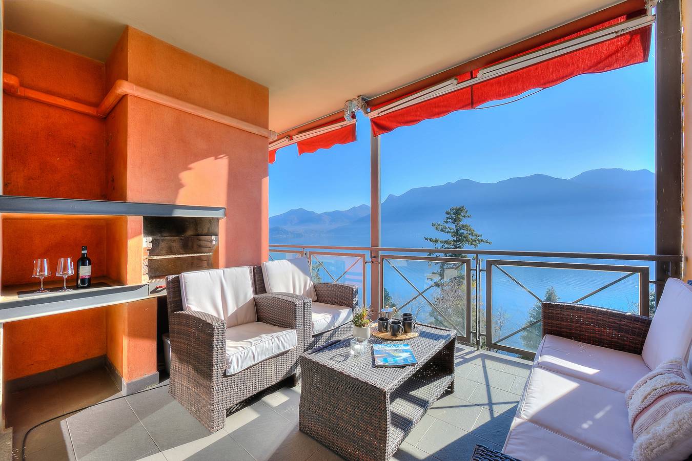 Ganze Wohnung, Panorama Fantastico Apt Pool & Beach in San Maurizio (Ghiffa), Ghiffa