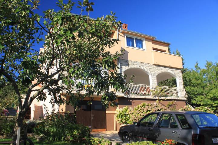 Ferienwohnung für 3 Personen, mit Balkon/Terrasse, mit Haustier auf Pasman