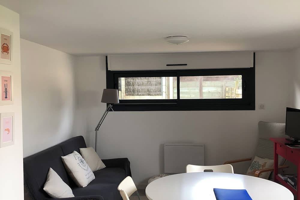 Logement avec jardin et terrasse privés, à 10 minutes de la plage in Château-d'Olonne, Les Sables-d'Olonne