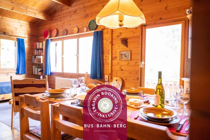Chalet für 6 Personen, mit Balkon und Terrasse sowie Garten im Engadin
