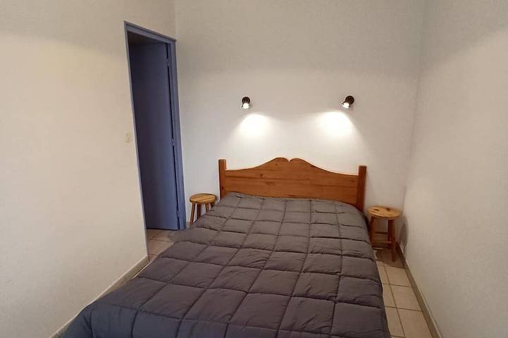 Location de vacances pour 6 personnes, avec terrasse et jardin, animaux acceptés à Montréal (Rhône-Alpes) - 4