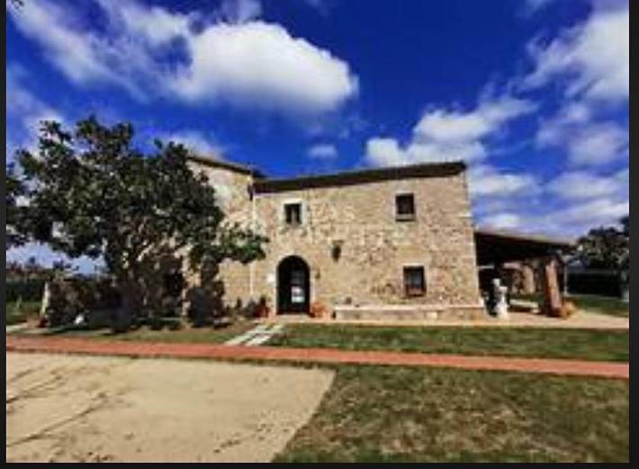 Casa rural para 15 personas, con Terraza y Jardín además de Piscina para niños y Piscina en Llagostera