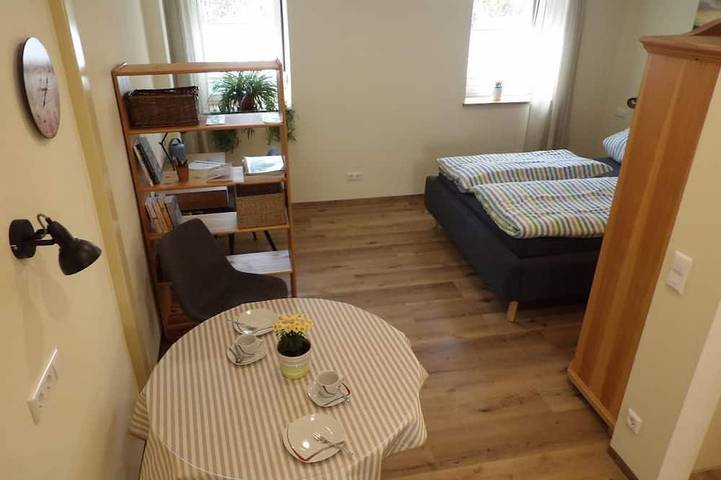 Ganze Wohnung, Neu renoviertes Appartement (40qm) ideal für Familien für bis zu 4 Personen in Weikersheim, Taubertal