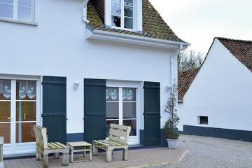 Gîte pour 3 personnes, avec piscine à Alette