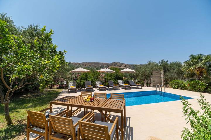 Ferienhaus für 8 Personen, mit Terrasse und Garten in Kissamos Gemeinde