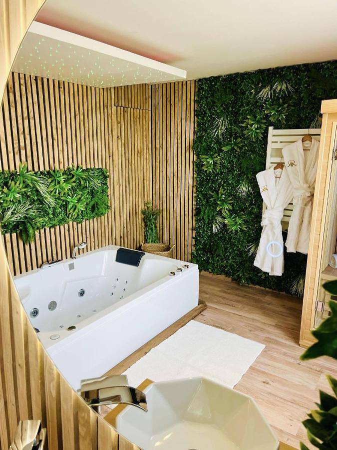 Gîte pour 4 personnes, avec sauna et terrasse à Feignies