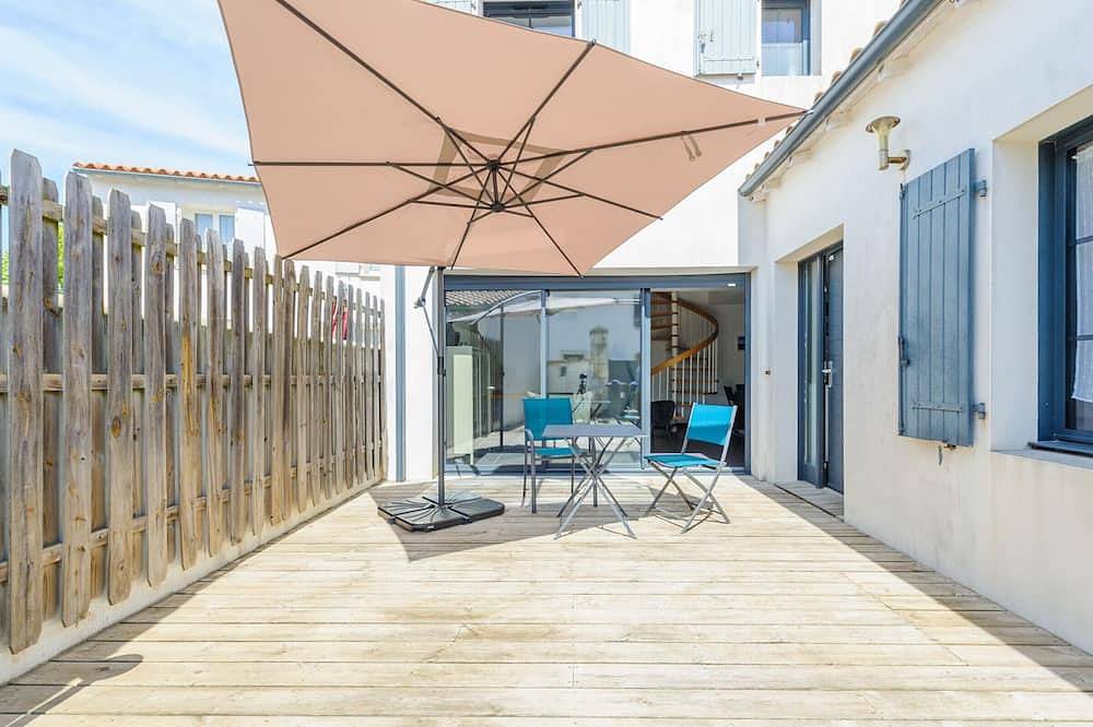 Charming House in Angoulins - Near Beach, Wifi, Baby Equipment, Sleeps 6 in Angoulins, La Rochelle region