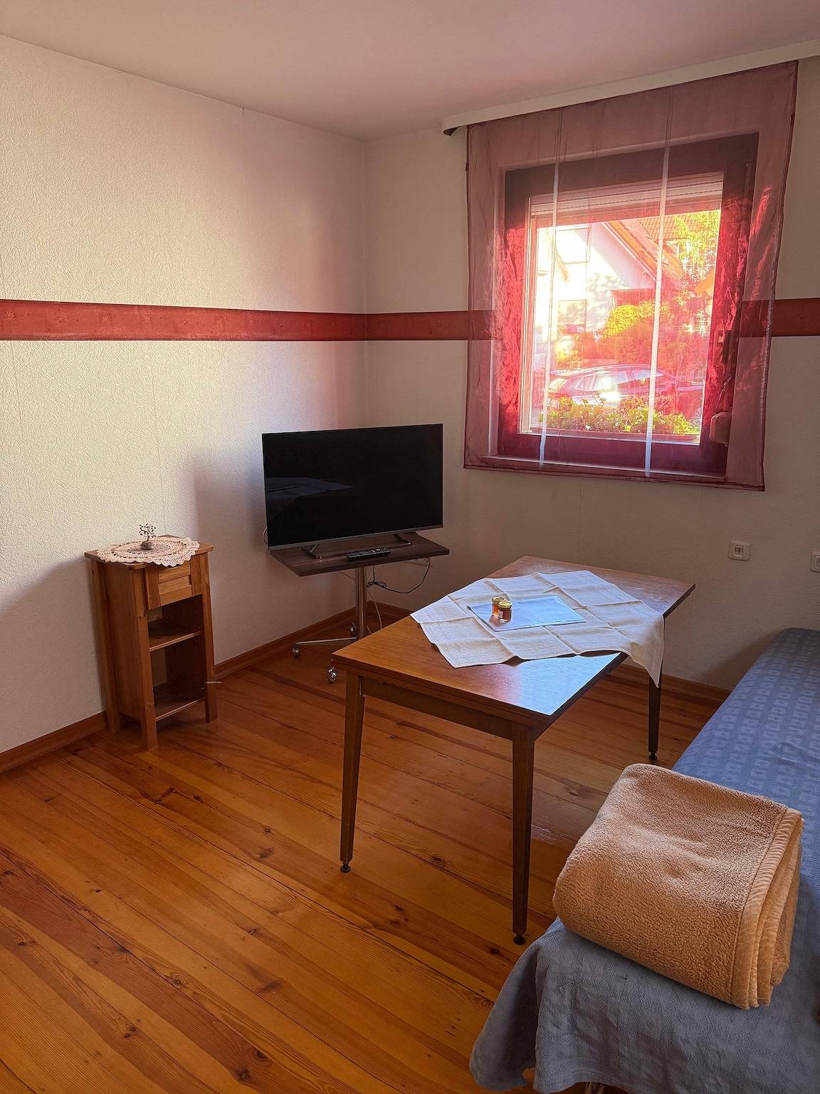 Ganze Wohnung, Apartment 'Wohnung Neubeck' mit privatem Garten in Dorfprozelten, Taubertal