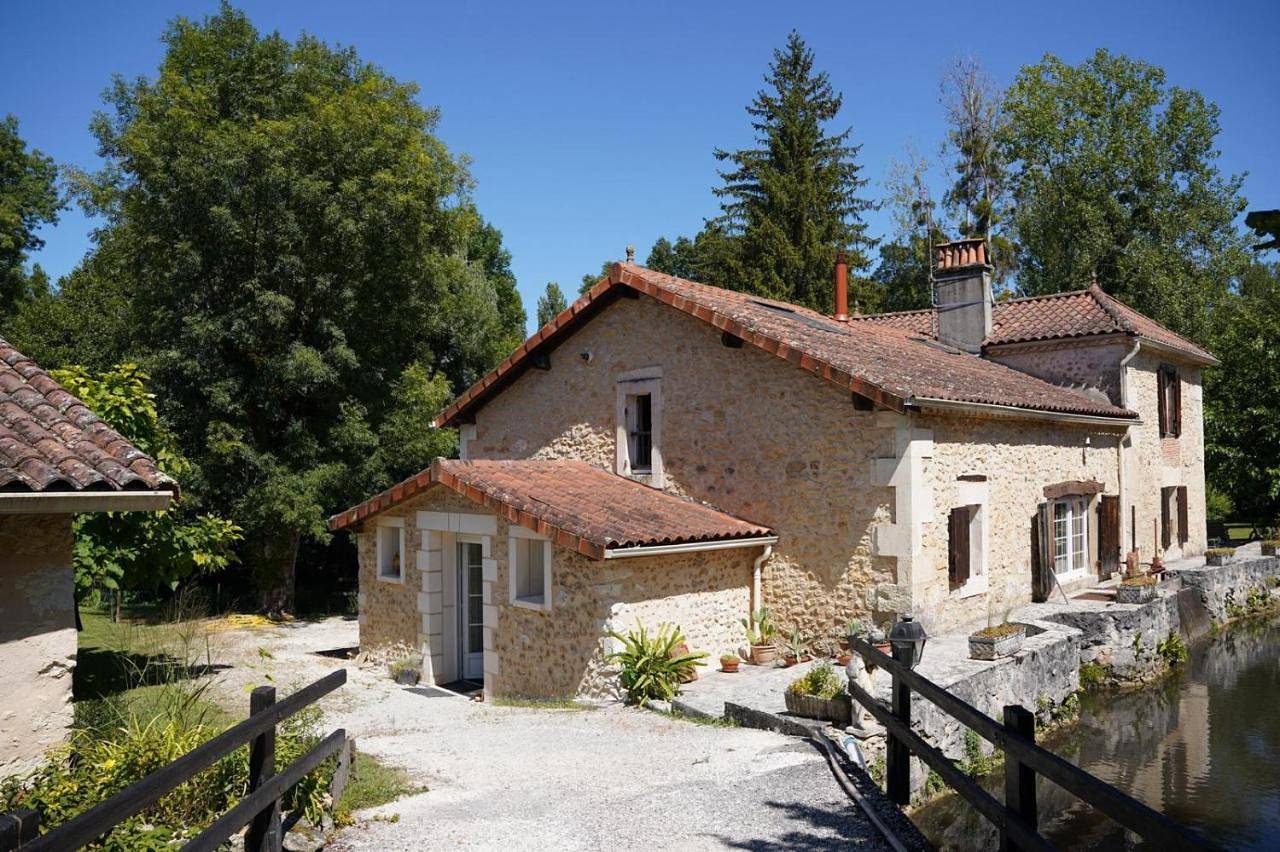 Le moulin des Verlines in Saint-Laurent-sur-Manoire, Périgord Blanc