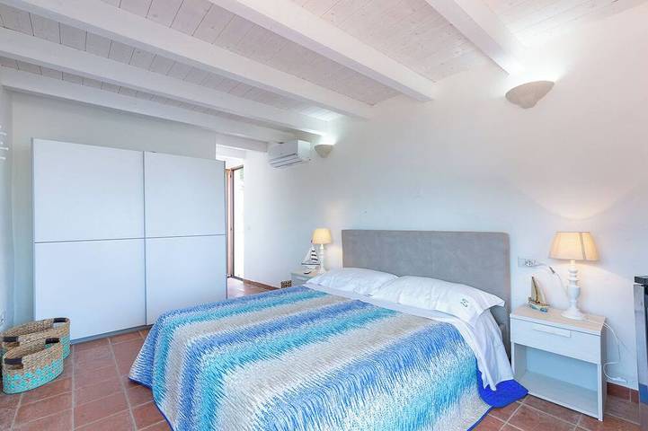 Villa Giulietta – Privater Pool, 200 Meter vom Strand entfernt in Torre delle Stelle, Maracalagonis