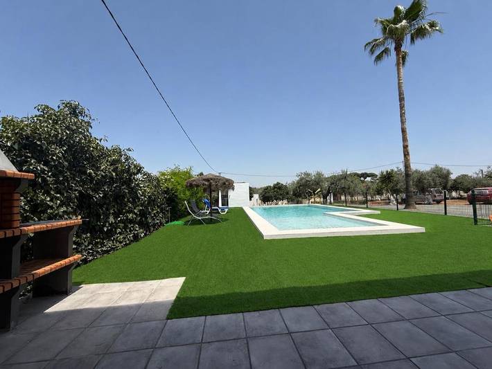 Casa rural para 6 personas, con Terraza además de Piscina y Vistas en Arahal - 3