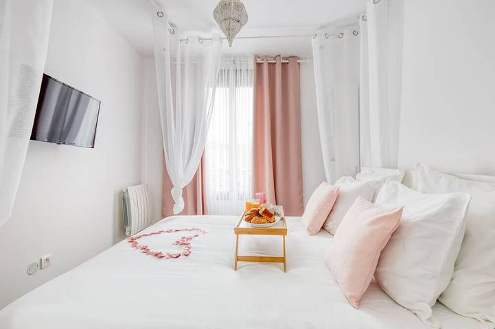 Gîte pour 4 personnes, avec terrasse, animaux acceptés à Montmorency - 2