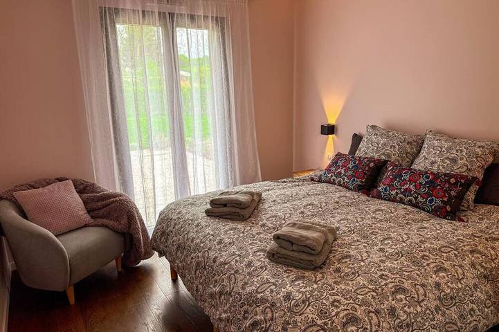 Gîte pour 9 personnes, avec jardin, animaux acceptés à Rivarennes - 4