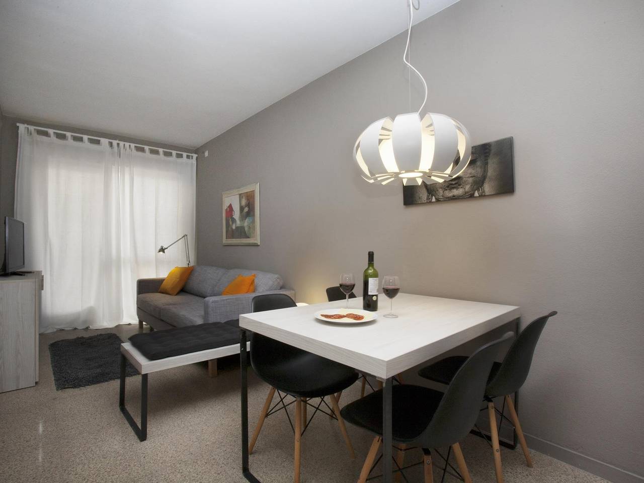 Appartamento intero, Appartamento vacanze per 4 persone con terrazza in Barcelona Centre, Barcellona