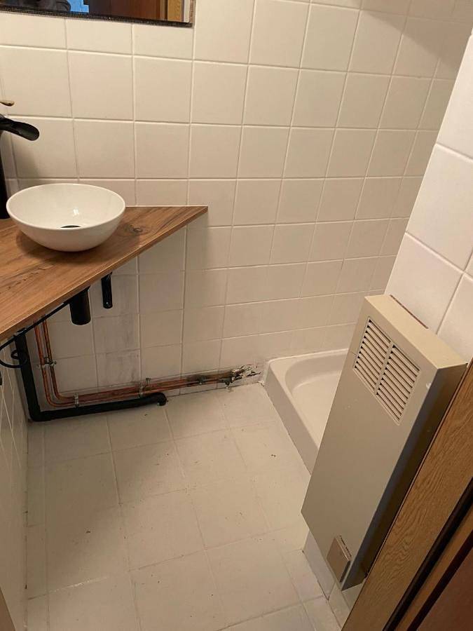 Gîte pour 4 personnes, avec vue ainsi que piscine et vue sur le lac à Saint-Germain-de-Tallevende-la-Lande-Vaumont - 2