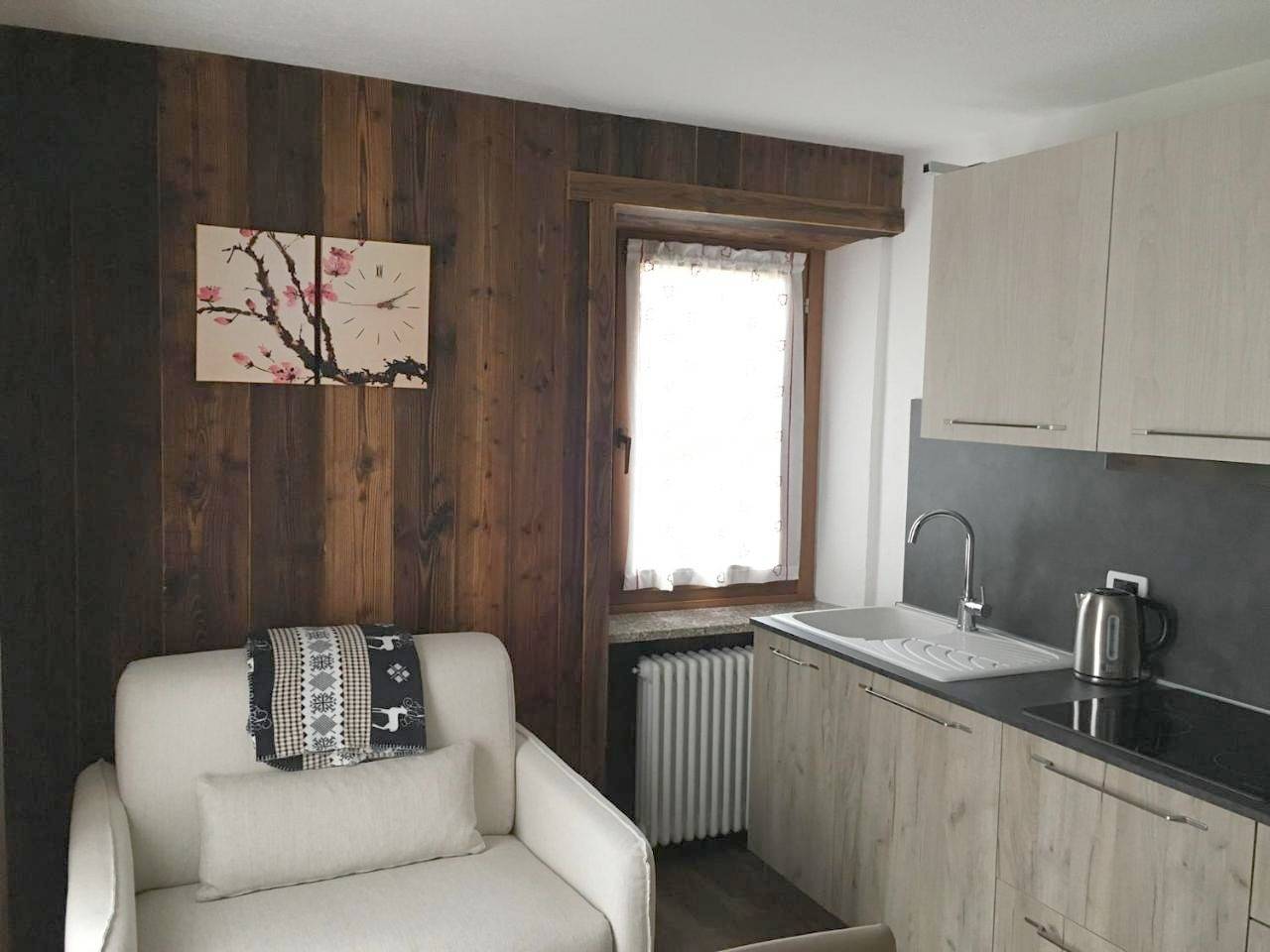 Appartement entier, La Maison de Pagan Alloggio ad uso turistico Vda Charvensod n 0021 in Charvensod, Comune di Charvensod