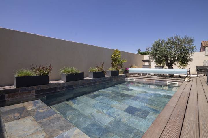 Location de vacances pour 4 personnes, avec jardin ainsi que balcon et jacuzzi à Vedène - 4