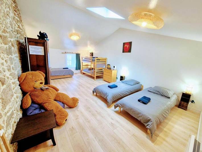 Maison d’hôte pour 9 personnes, avec terrasse et jardin à Les Châtelliers-Châteaumur - 4