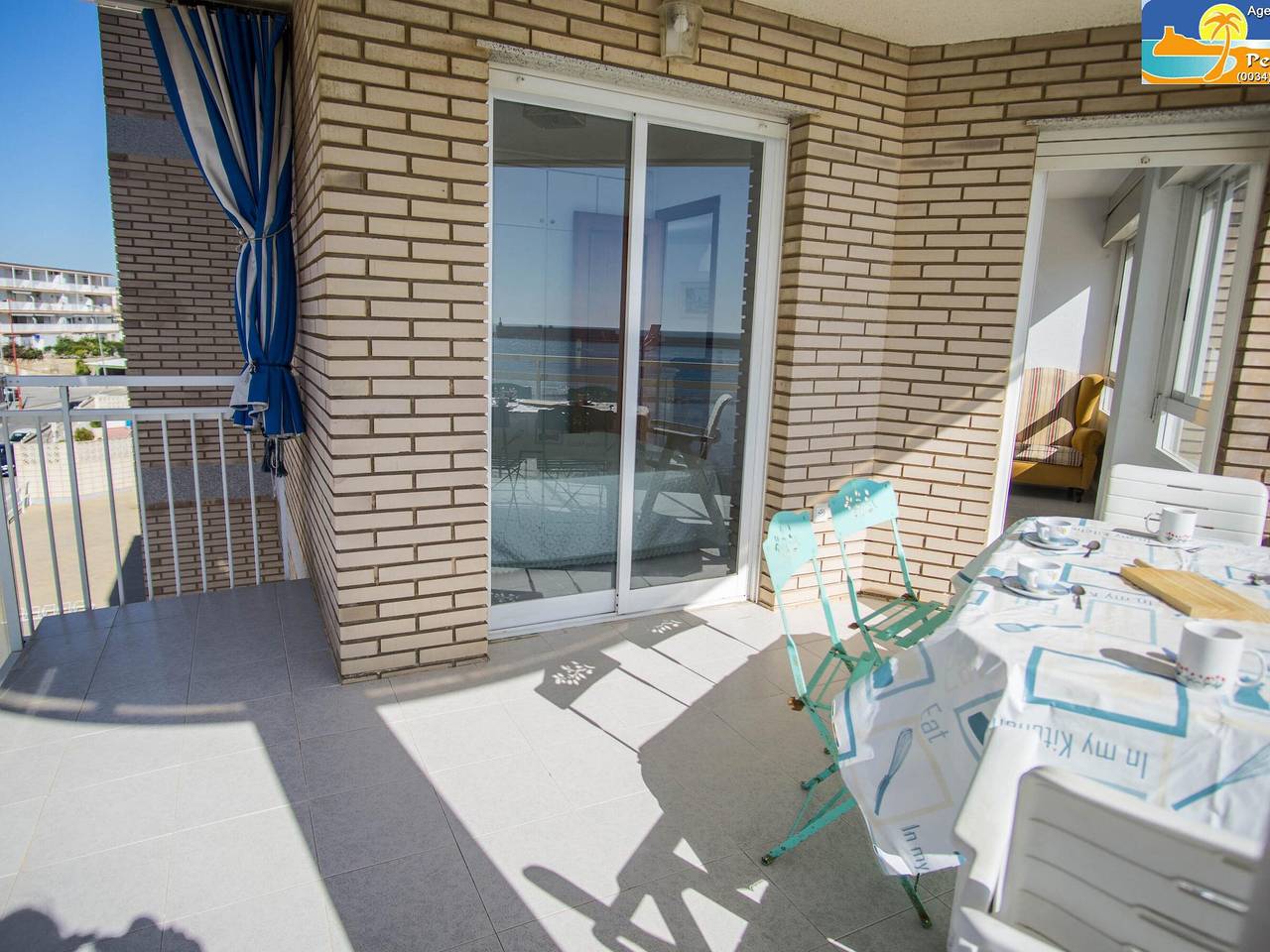 Apartamento entero, Apartamento 3 Habitaciones en Centro con Piscina y Parking in Peñíscola, Costa del Azahar