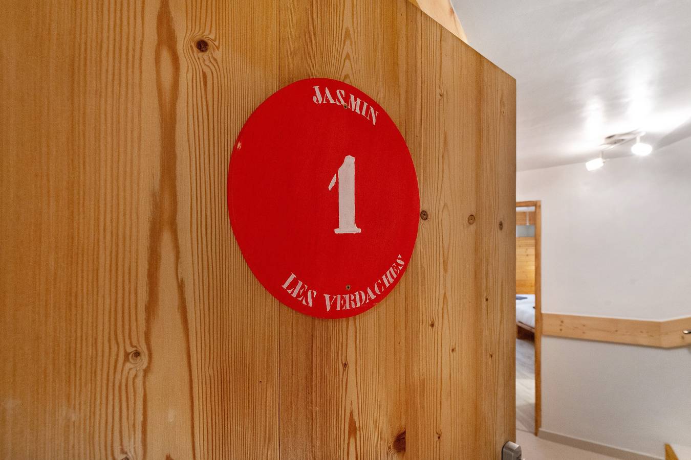 Entire apartment, Apartment 'Jasmin' in Val-d'Isère in Val-d'Isère, Massif de la Vanoise