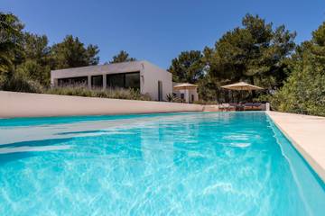 Villa in Santa Eulària des Riu, Ibiza Osten für 8 