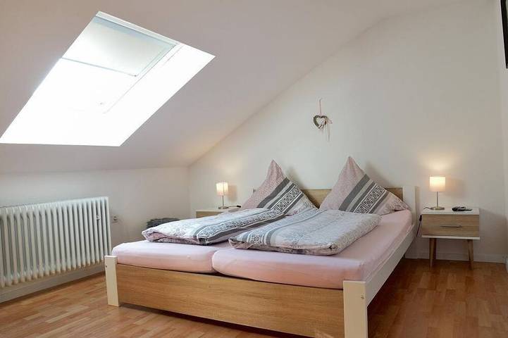 Ferienhaus für 6 Personen, mit Balkon und Sauna sowie Garten, mit Haustier in Pirmasens - 4