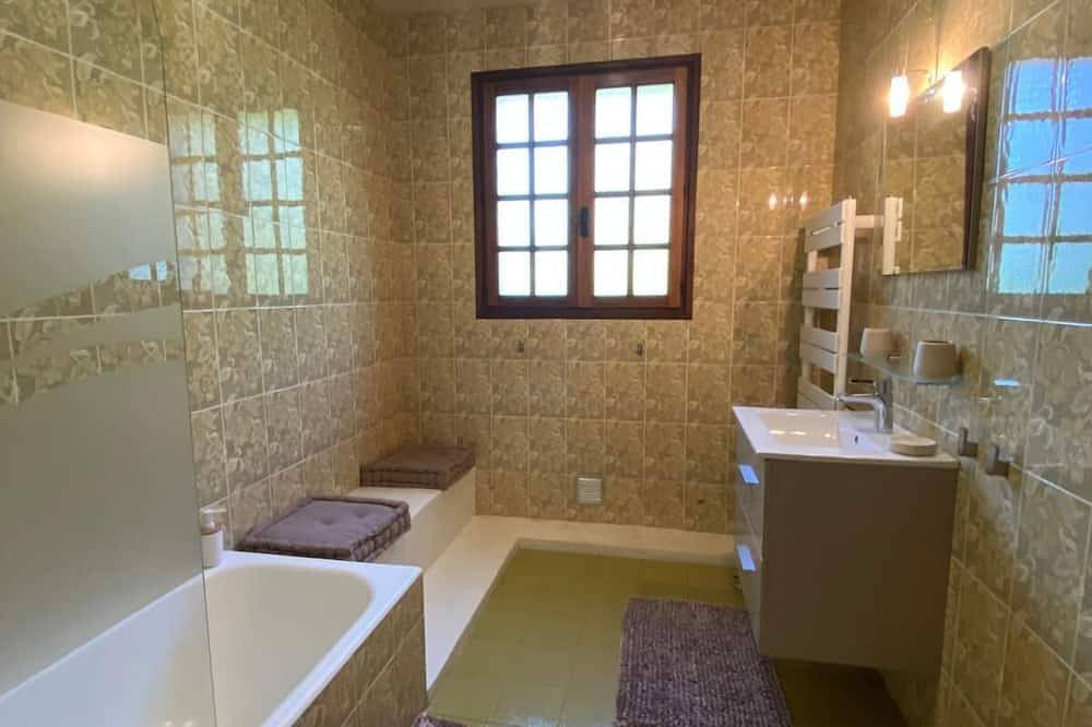 Room for rent 40 meters from the sea in Six-Fours-les-Plages, Region de Toulon