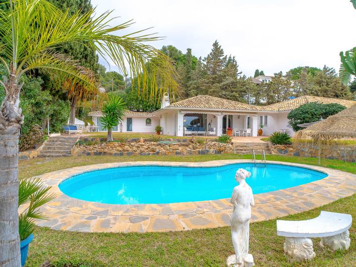 Casa para 6 personas, con jardín y terraza en Benalmádena