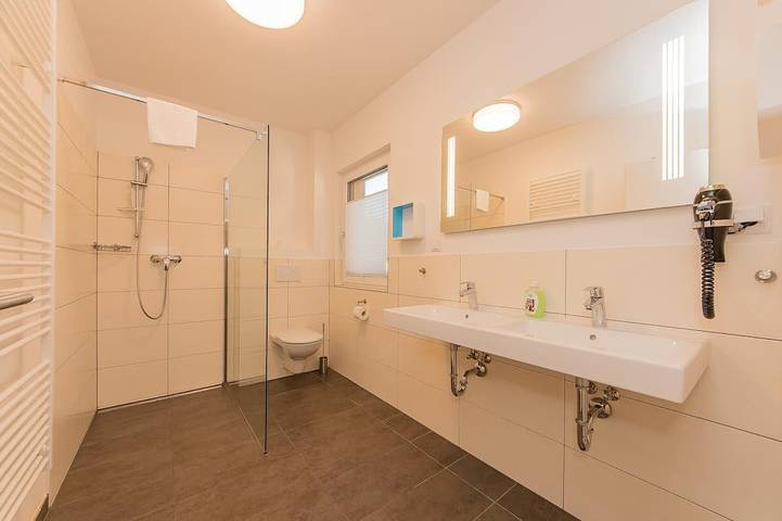 Chalet für 8 Personen, mit Garten und Balkon sowie Sauna, mit Haustier in Zell am See - 3