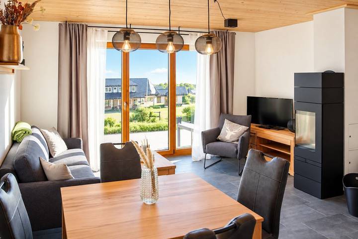 Ferienhaus für 4 Personen, mit Terrasse und Garten sowie Sauna und Ausblick in Neuastenberg