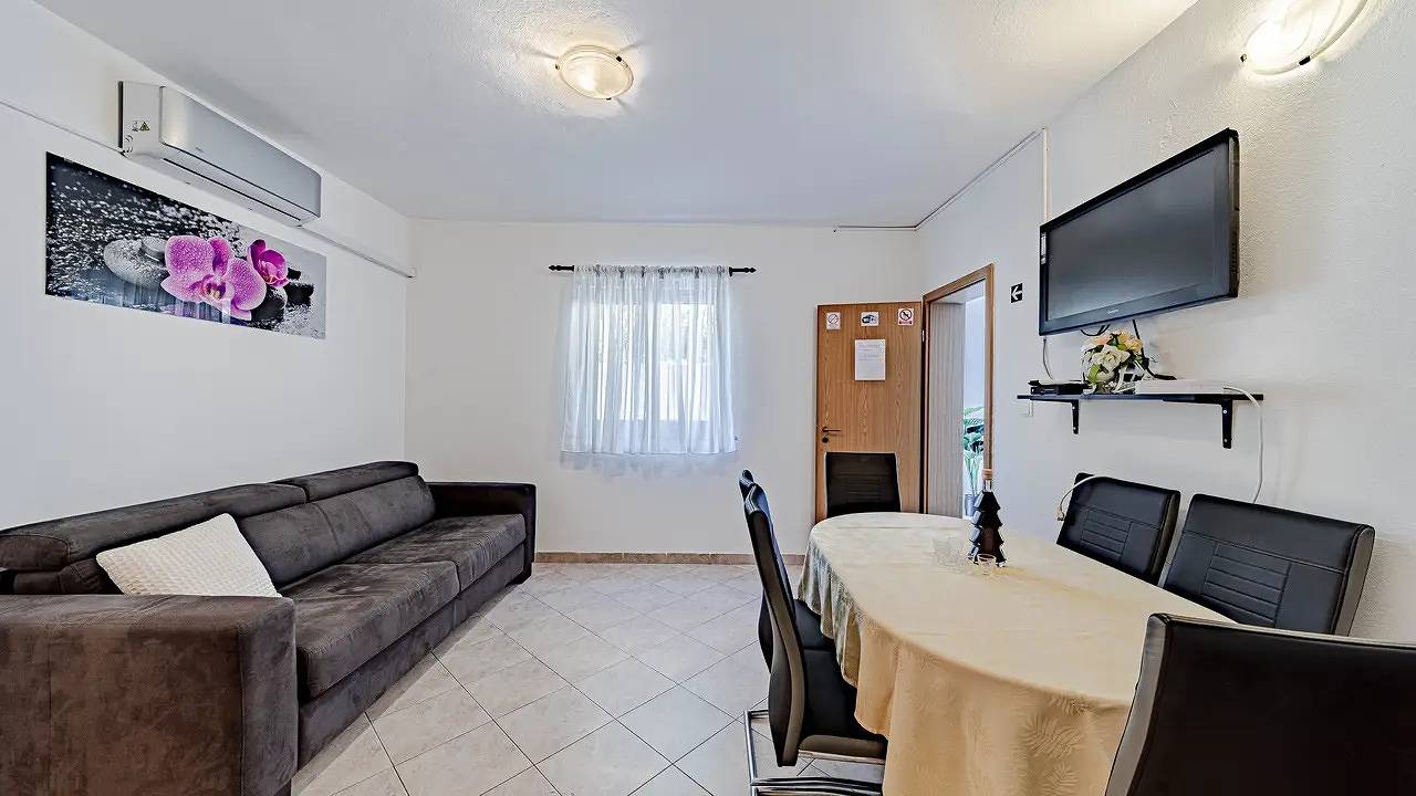 Ganze Ferienwohnung, Ferienwohnung für 5 Personen (42 m²) in Ubli in Dubrovnik-Neretva