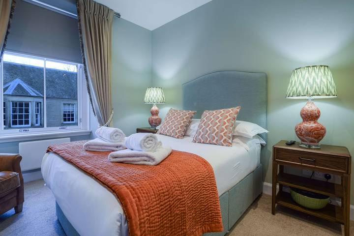 Entire apartment, 20 Golf Place, St Andrews in St Andrews, Fife region