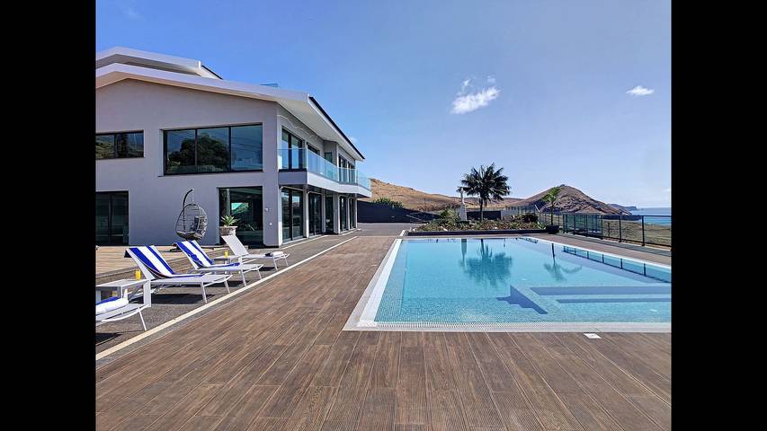Casa de férias para 10 pessoas, com Vista para o mar e Jardim e ainda Piscina and Vista em Madeira
