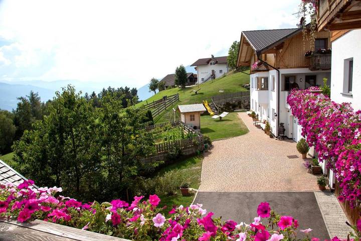 Ferienwohnung für 5 Personen, mit Balkon und Terrasse sowie Garten und Sauna in Meransen - 2
