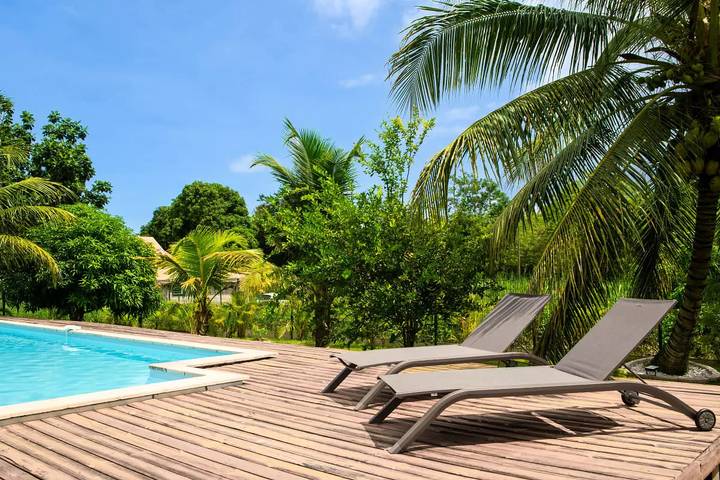 Location de vacances pour 10 personnes, avec piscine et jardin à Lamentin (Guadeloupe) - 2