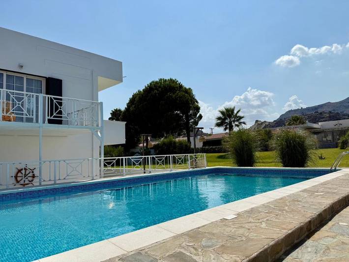 Chambre d’hôte pour 2 personnes, avec vue et jardin ainsi que balcon et piscine dans Rhodes - 3