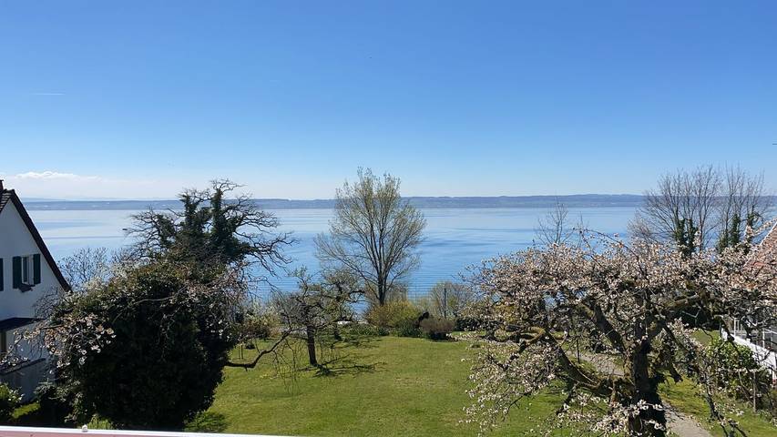 Ferienwohnung für 4 Personen, mit Balkon und Balkon/Terrasse sowie Garten und Seeblick in Hagnau am Bodensee