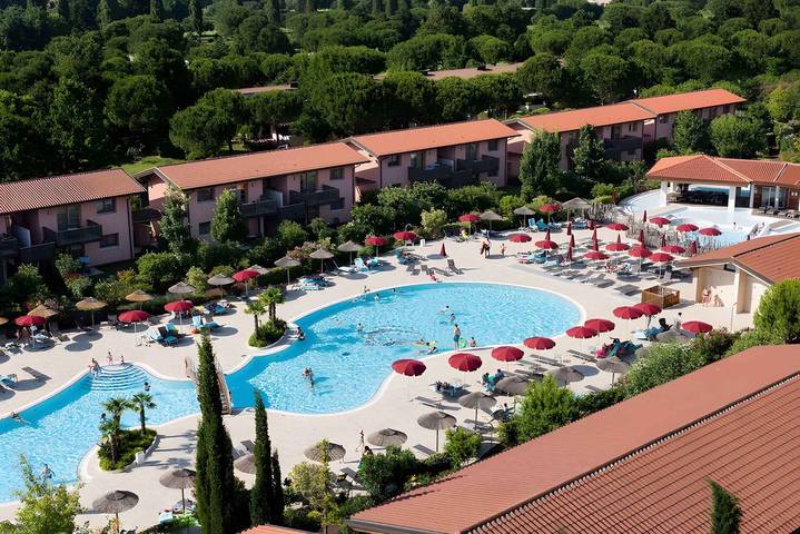 Dom dla 10 osób, z Balkon i Ogród w Lignano Sabbiadoro