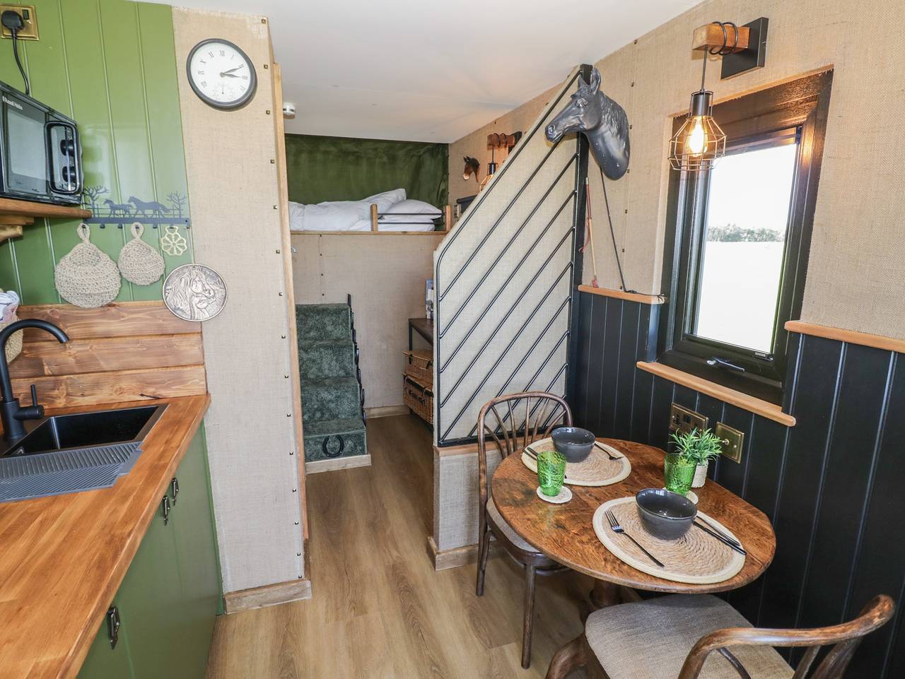 Gigi's Horsebox in Gloucestershire