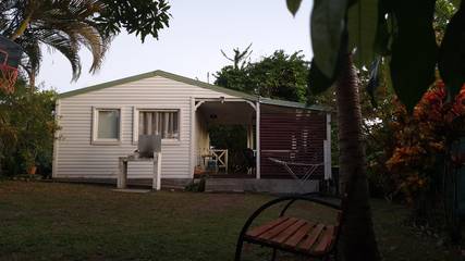 Location de vacances pour 3 personnes, avec terrasse à Saint-Pierre (ville)