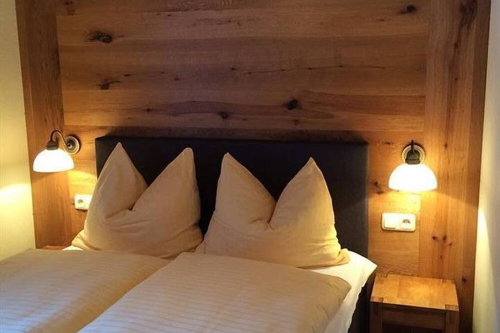 Hütte für 3 Personen, mit Garten und Sauna sowie Terrasse in Heiligenblut - 3