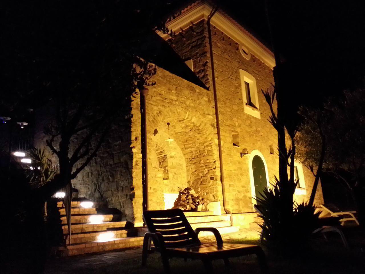 Casa con piscina privata e vista meravigliosa in San Mauro Cilento, Cilento