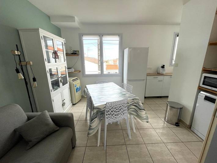 Gîte pour 4 personnes dans Office De Tourisme De La Tranche Sur Mer - 2