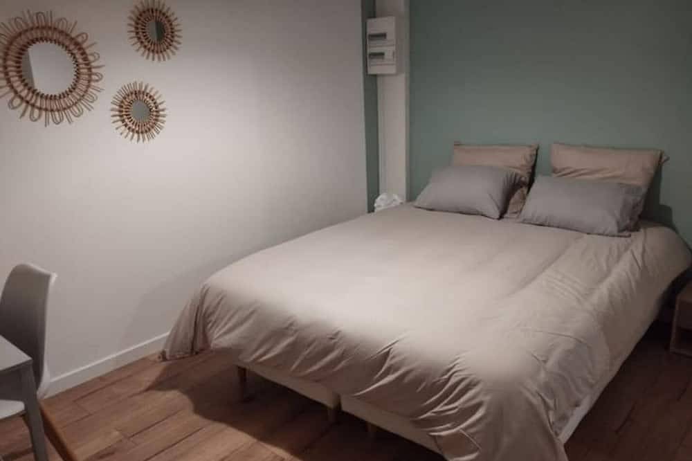 Cosy cottage in the heart of nature with swimming pool in Grazac (Tarn), Albi region