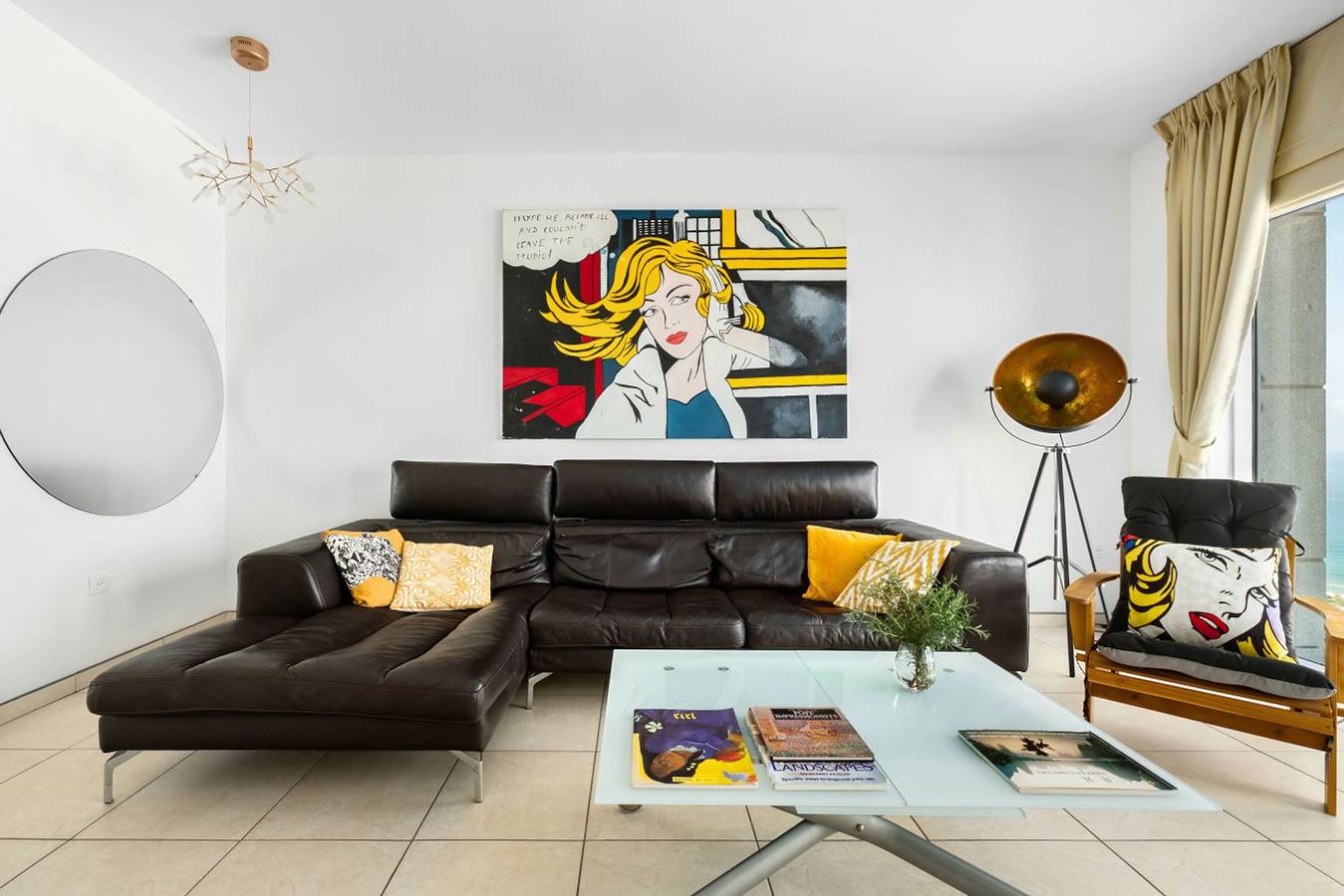 Apartamento entero, Neve Tzedek Panorama High-Rise Stay by Sea N' Rent in Tel Aviv, Distrito de Tel Aviv