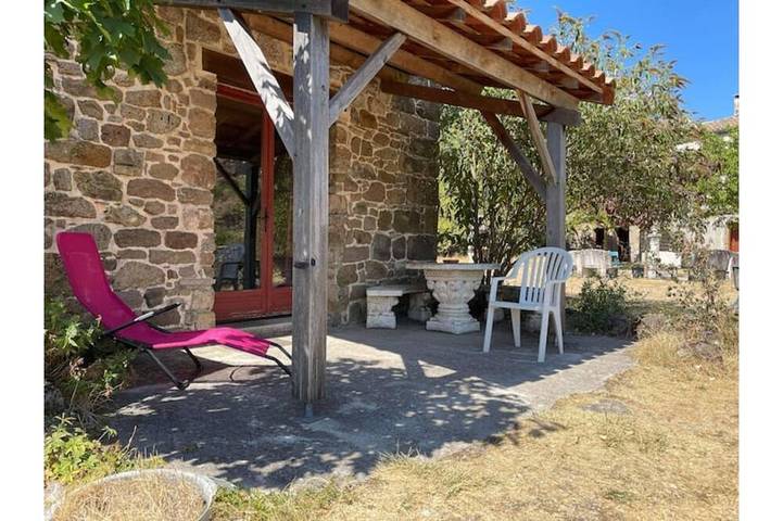 Cottage for 3 people, with garden, with pets - 1